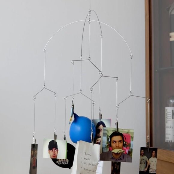 New Umbra Mobile Photo Clip (10 available price per each) - Picture 5 of 10